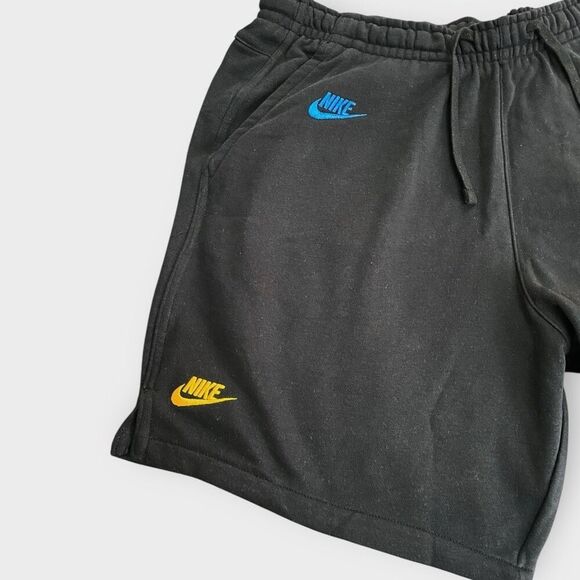 Nike Essentials French Terry Swoosh Shorts DR9119-010 Black New Mens size M New - Picture 4 of 9